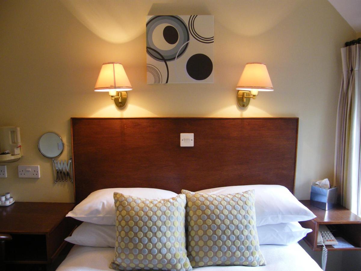 Ottery St Mary Tumbling Weir Hotel מראה חיצוני תמונה