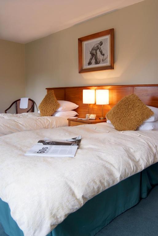 Ottery St Mary Tumbling Weir Hotel חדר תמונה