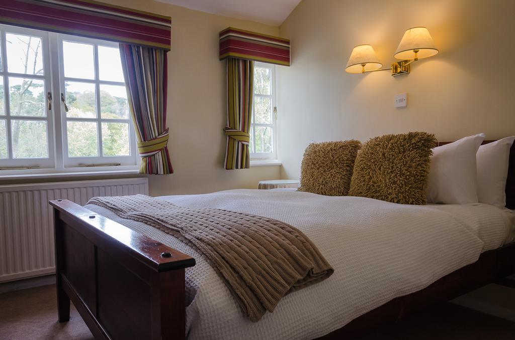 Ottery St Mary Tumbling Weir Hotel מראה חיצוני תמונה